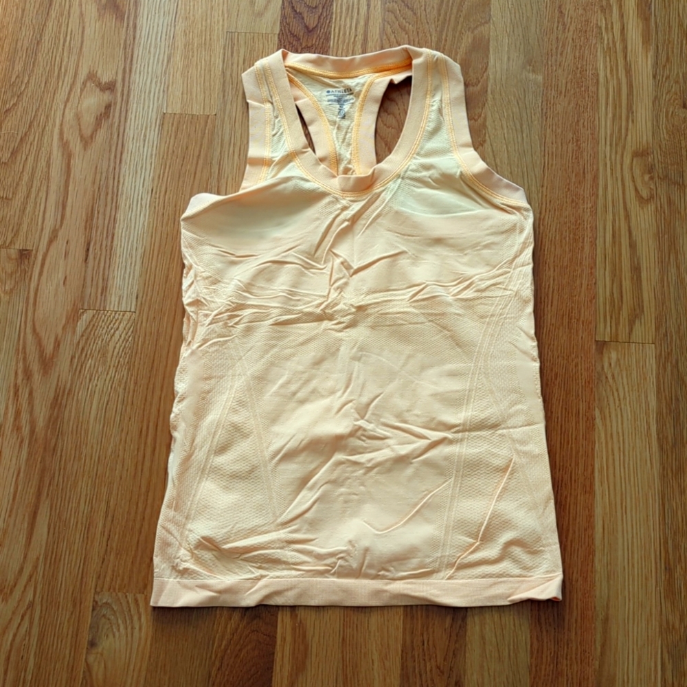 Athleta Momentum Tank